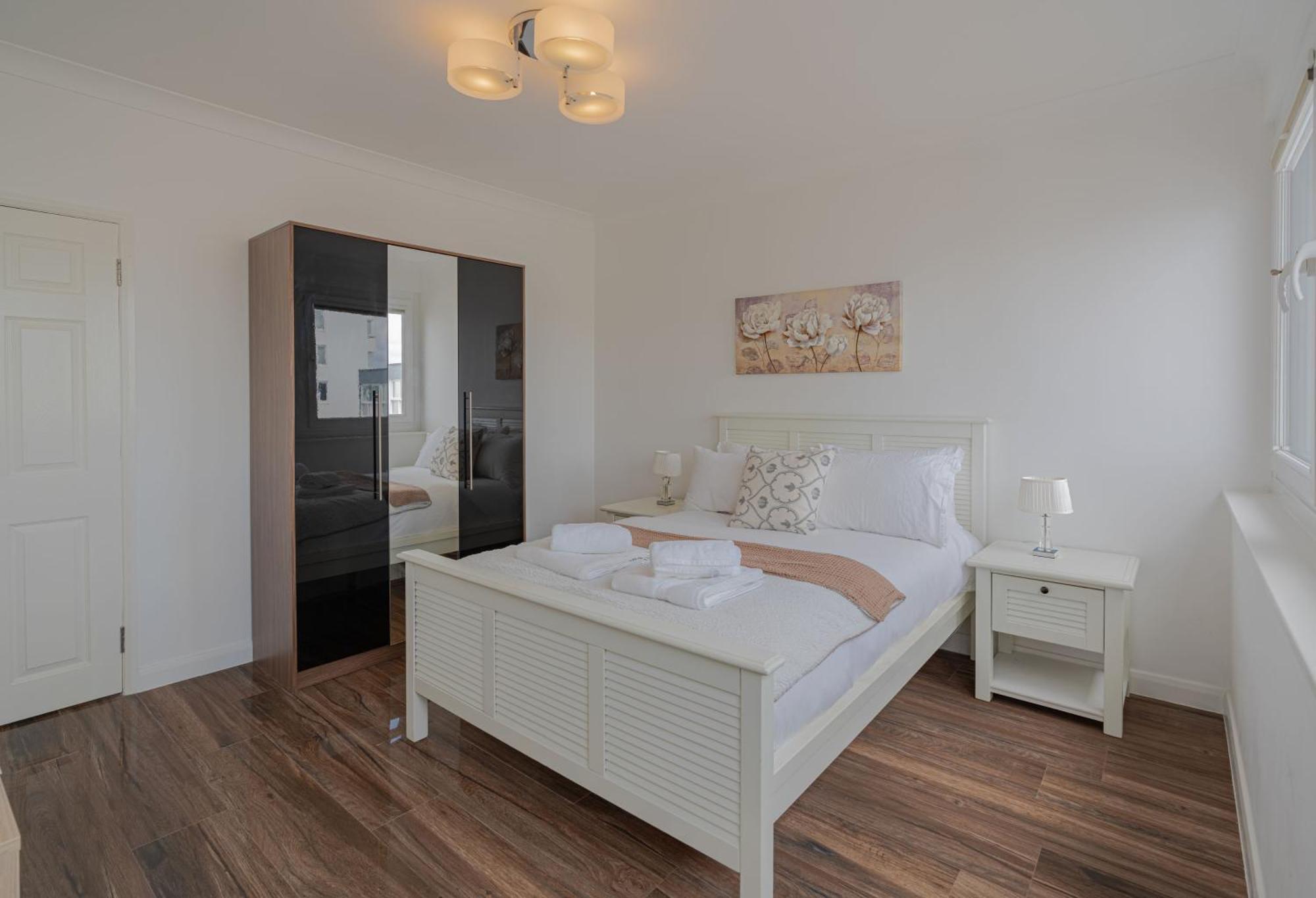 On The Beach Penthouse With Sea View - 3 Bedrooms - Roof Balcony - Spa, Sauna, Gym And Pool - Sleeps 6 Brighton ภายนอก รูปภาพ
