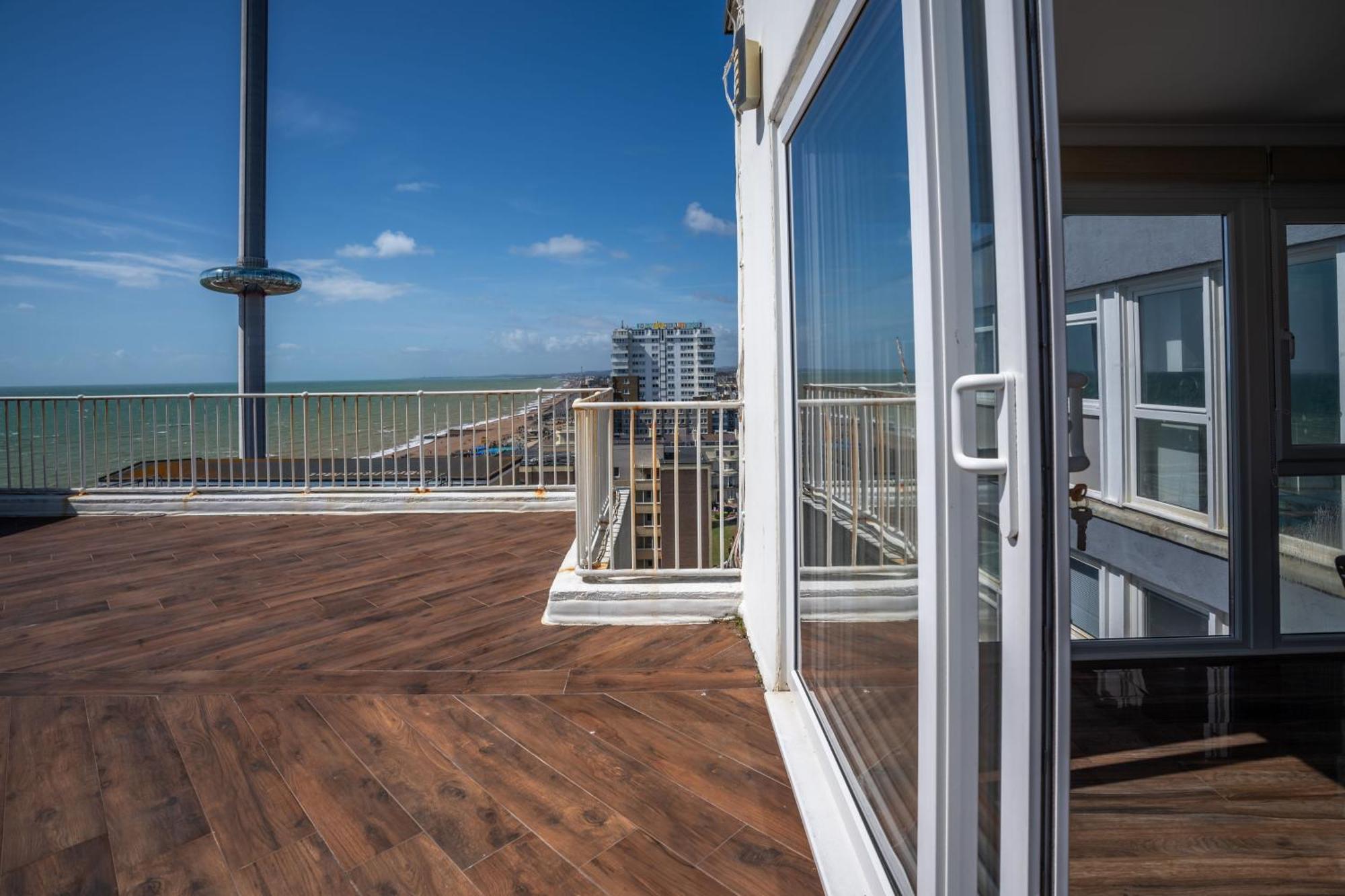 On The Beach Penthouse With Sea View - 3 Bedrooms - Roof Balcony - Spa, Sauna, Gym And Pool - Sleeps 6 Brighton ภายนอก รูปภาพ